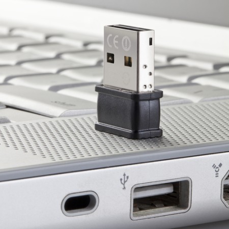 TENDA ADATTATORE USB WIRELESS 150Mb 802.11N/G/B, NANO SIZE, VERSIONE AUTO INSTALLANTE